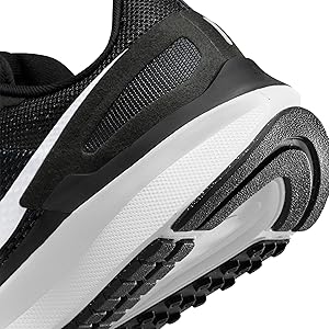 runページ Amazon.com | Nike Structure 25 Women's Road Running Shoes